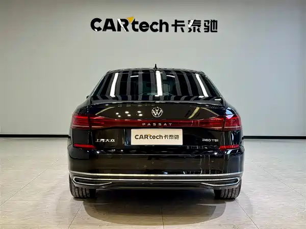 Volkswagen Passat 2025
