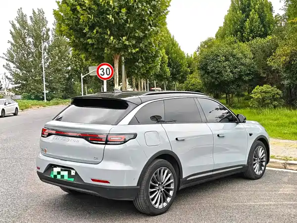 Leapmotor C11 2025