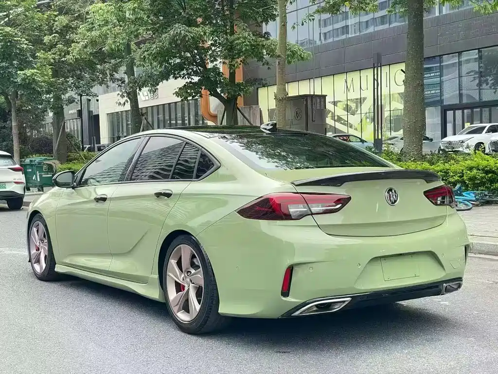 Buick Regal 2019 — фото 9