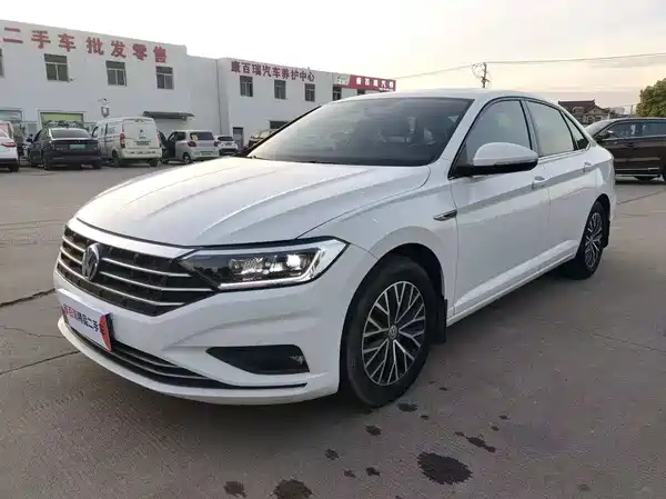 Volkswagen Sagitar 2019