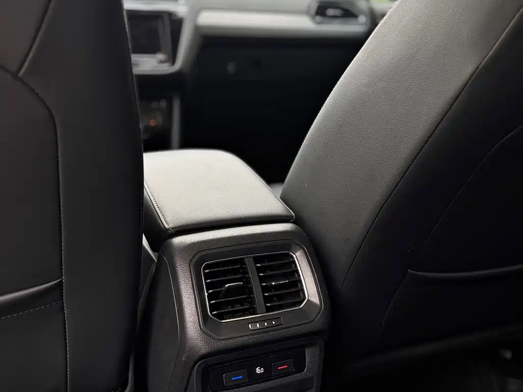 Volkswagen Tiguan L 2019 — фото 21