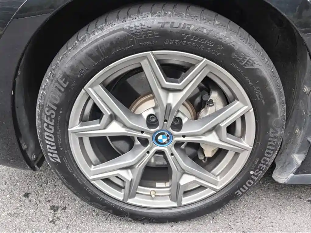 BMW i3 2024 — фото 11
