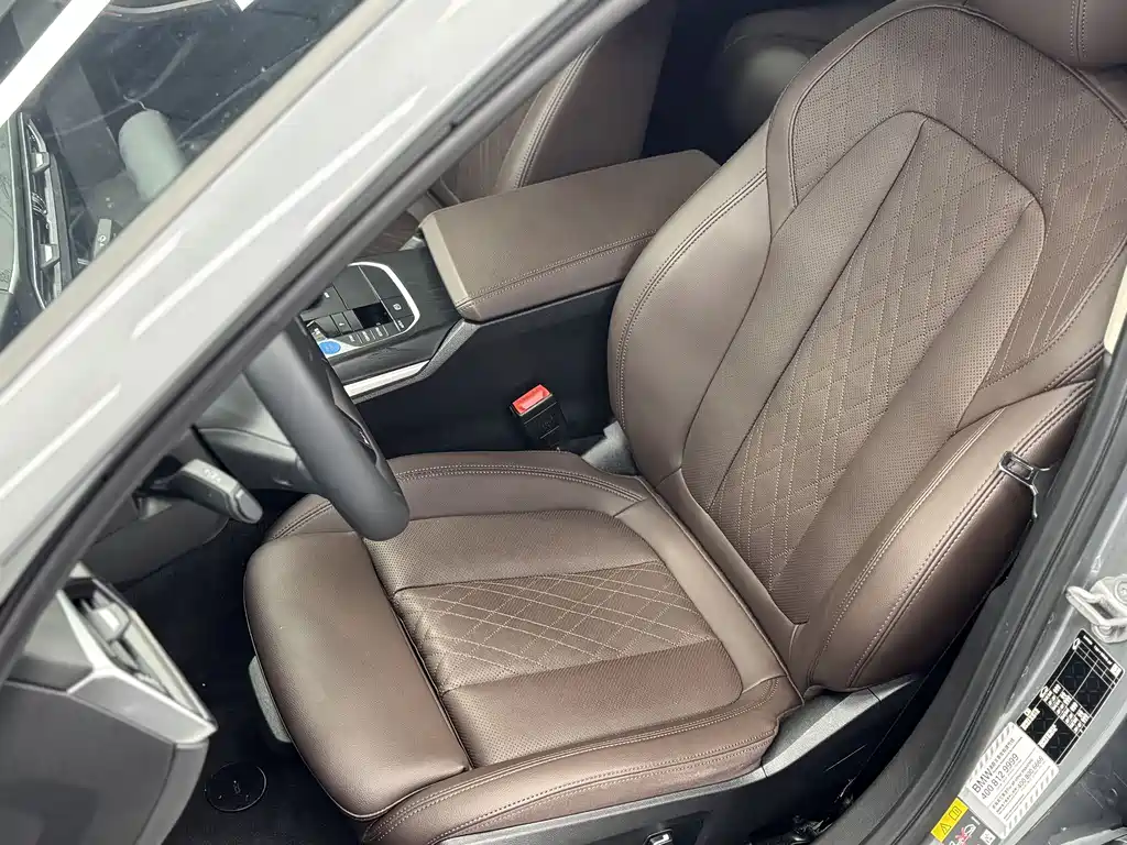 BMW i3 2024 — фото 11