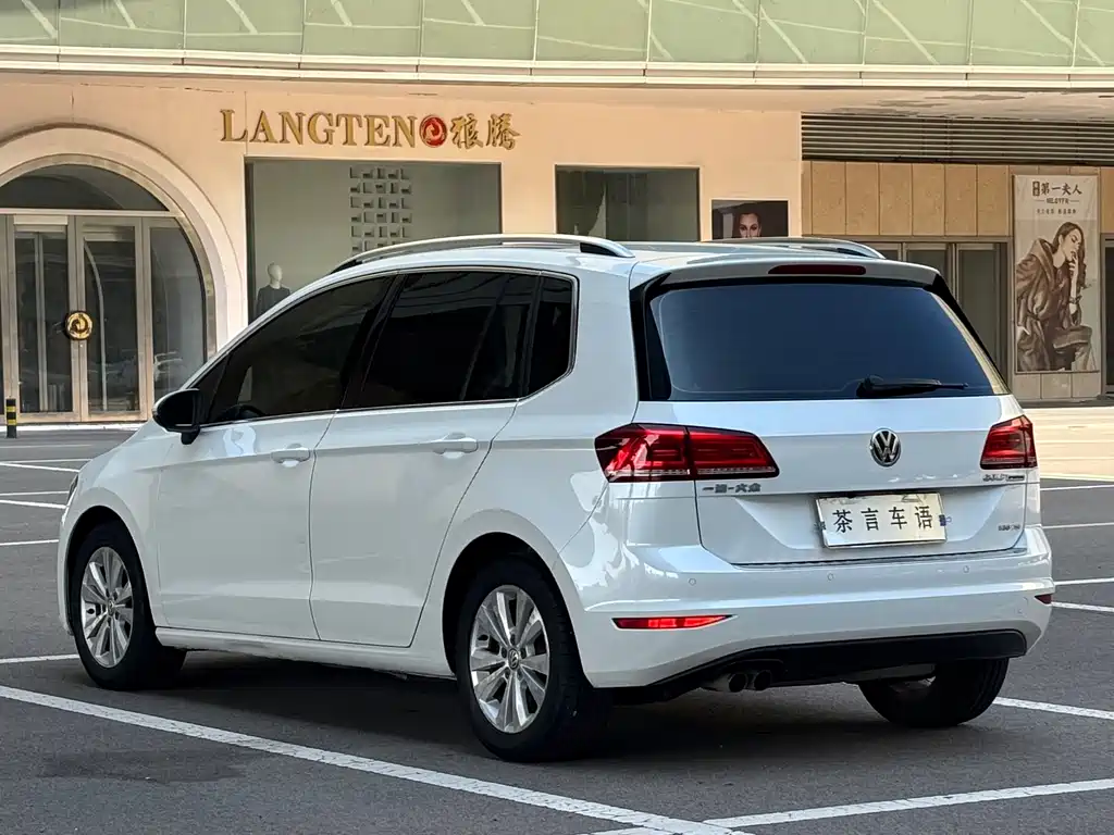 Volkswagen Golf Jialu 2016 — фото 6
