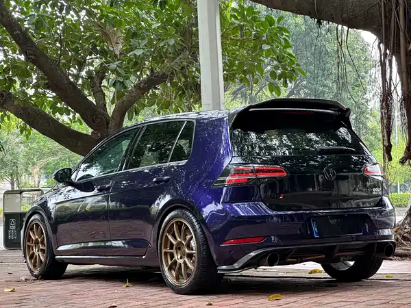 Volkswagen Golf 2020