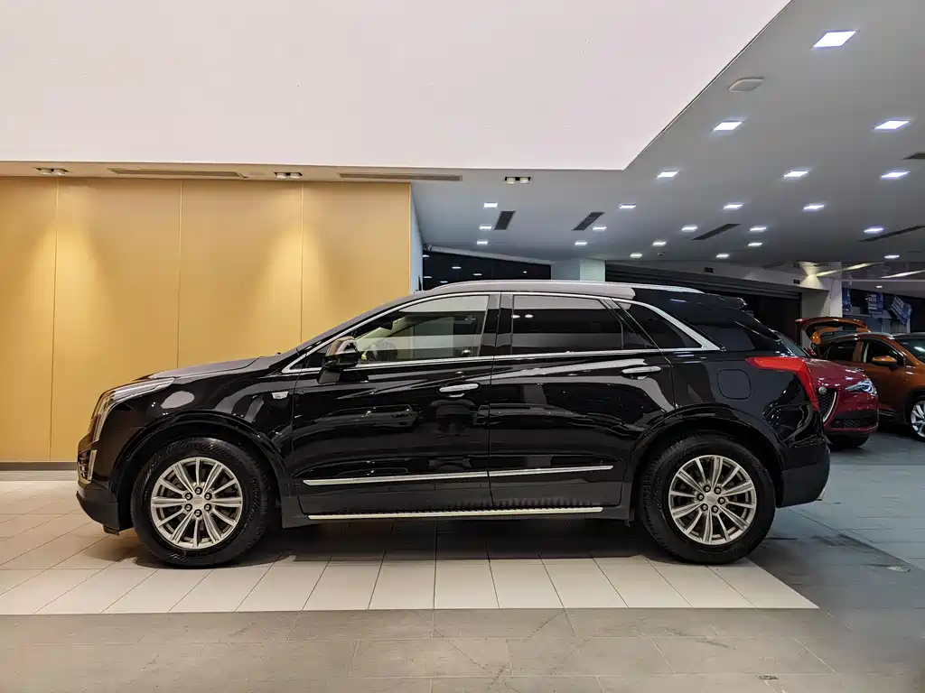 Cadillac XT5 2018 — фото 7