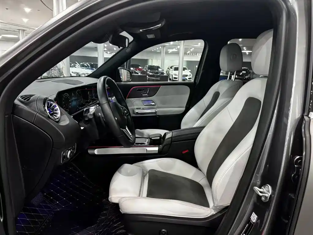 Mercedes-Benz EQB 2023 — фото 10