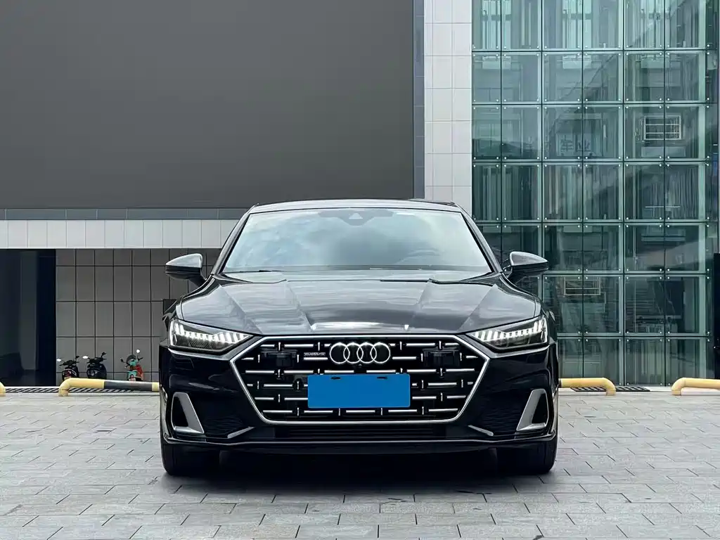 Audi A7L 2024 — фото 2