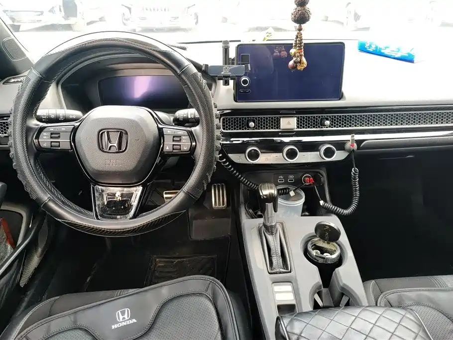 Honda Civic 2023 — фото 12