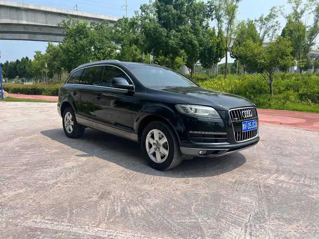 Audi Q7 2015 — фото 8