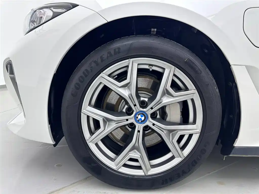 BMW i3 2023 — фото 30