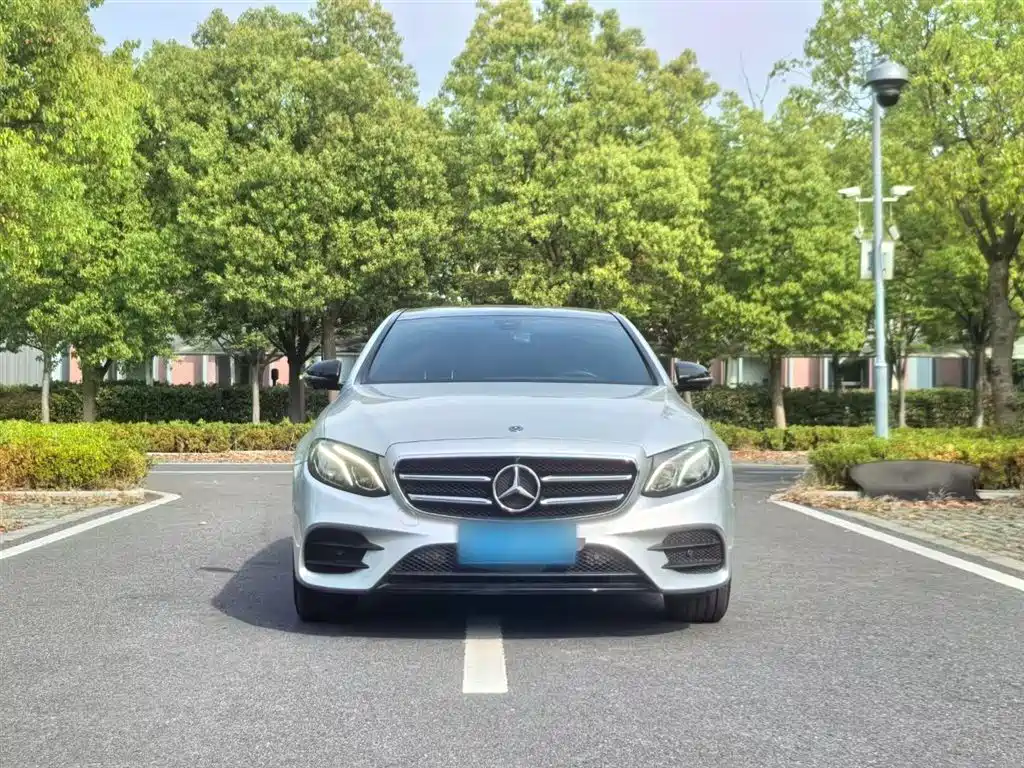 Mercedes-Benz E-Class 2019 — фото 10