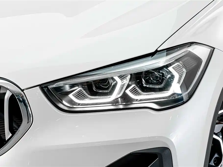 BMW X1 2022 — фото 4