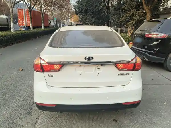 Kia K3 2016