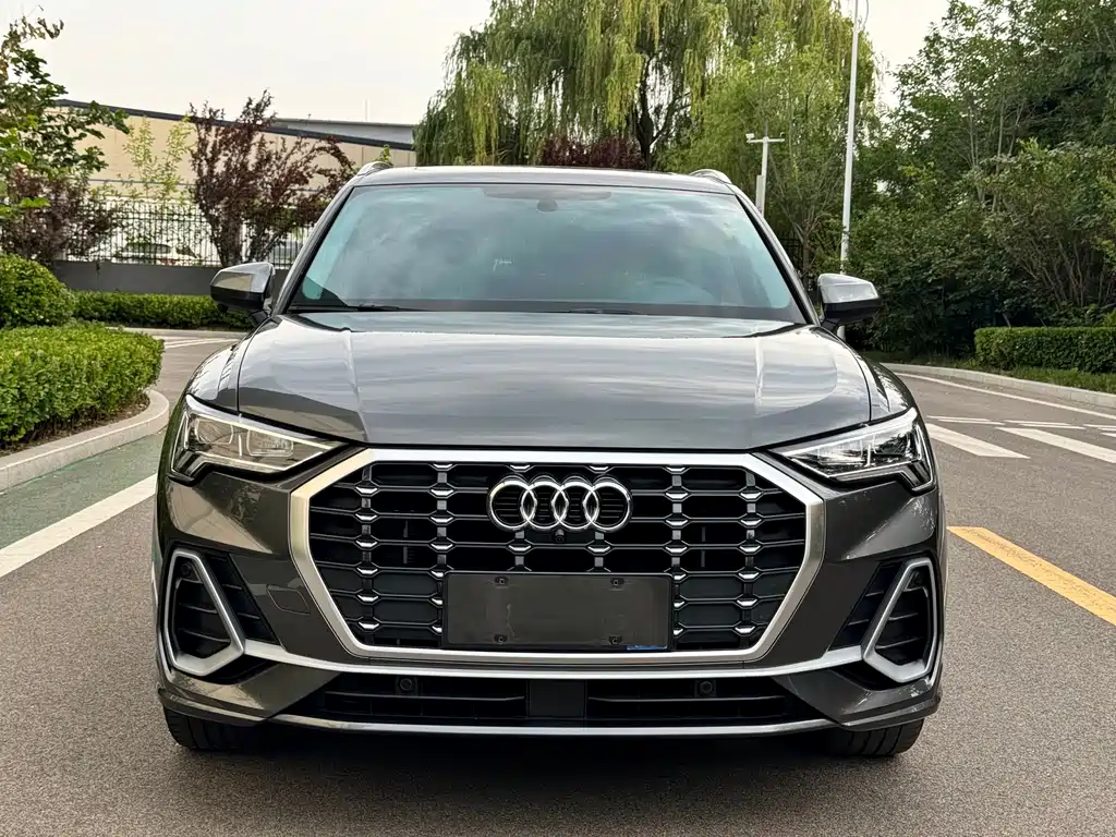 Audi Q3 2023 — фото 2