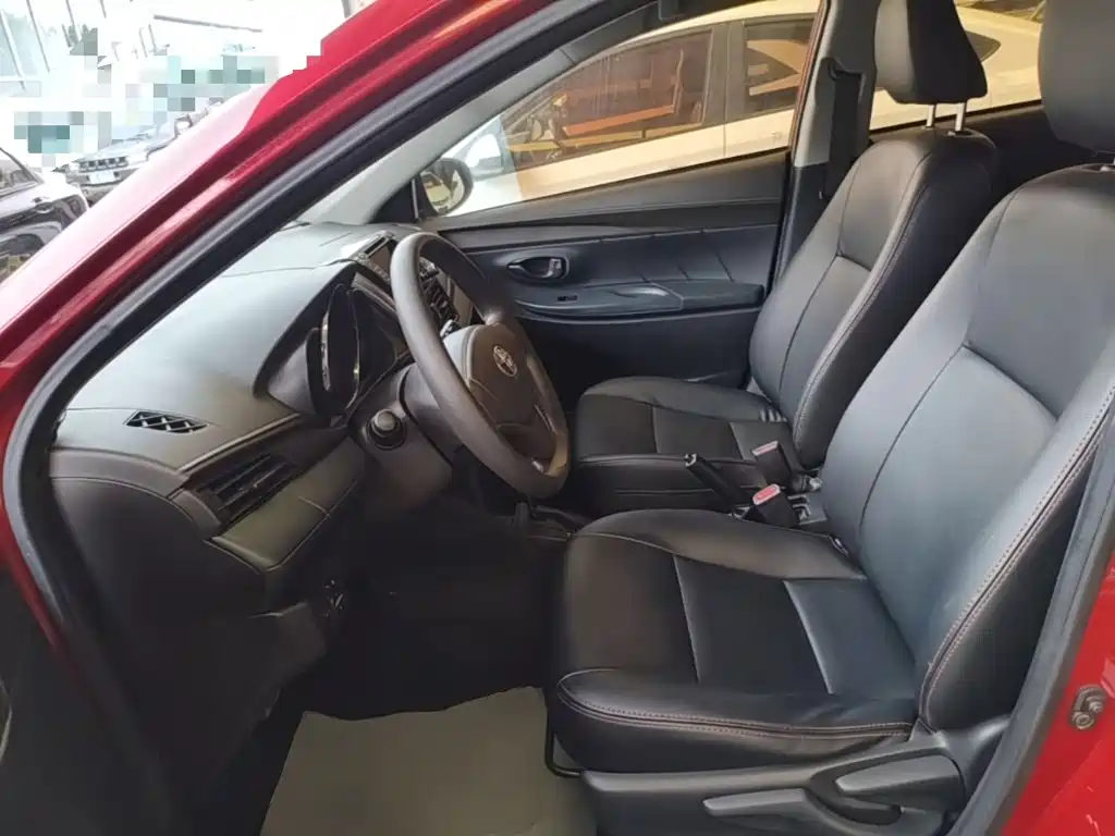 Toyota Vios 2016 — фото 15