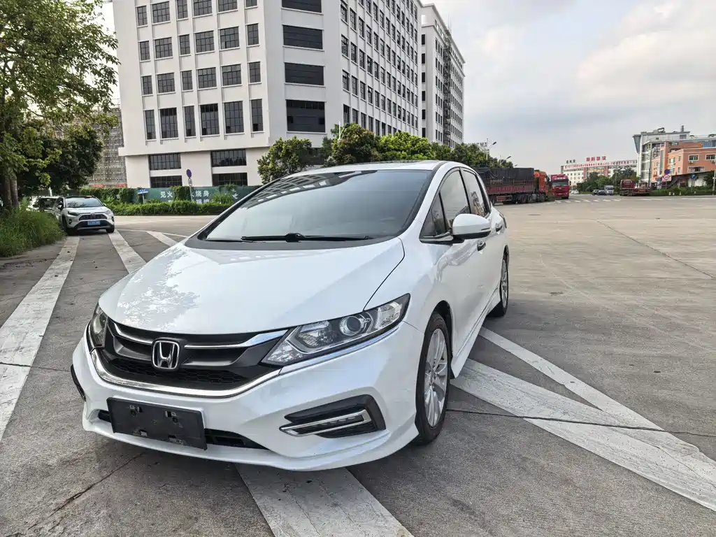 Honda Jade 2018 — фото 1