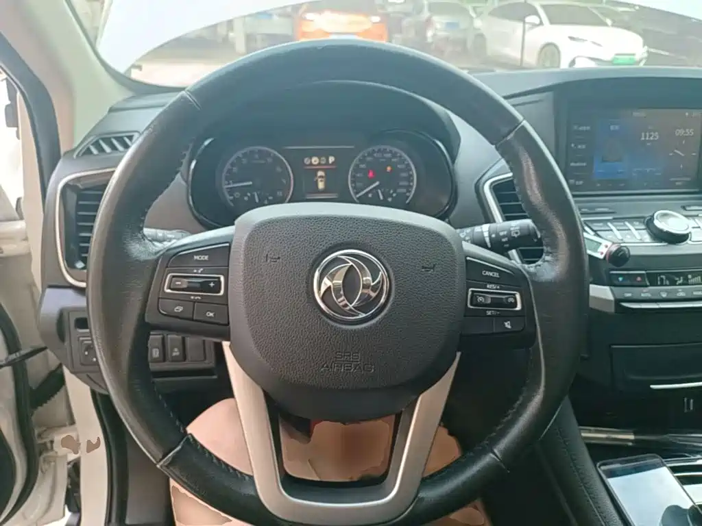 Dongfeng Fengshen AX7 2018 — фото 11