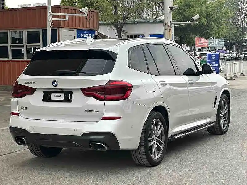 BMW X3 2018 — фото 9