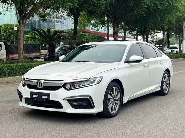 Honda Inspire 2019