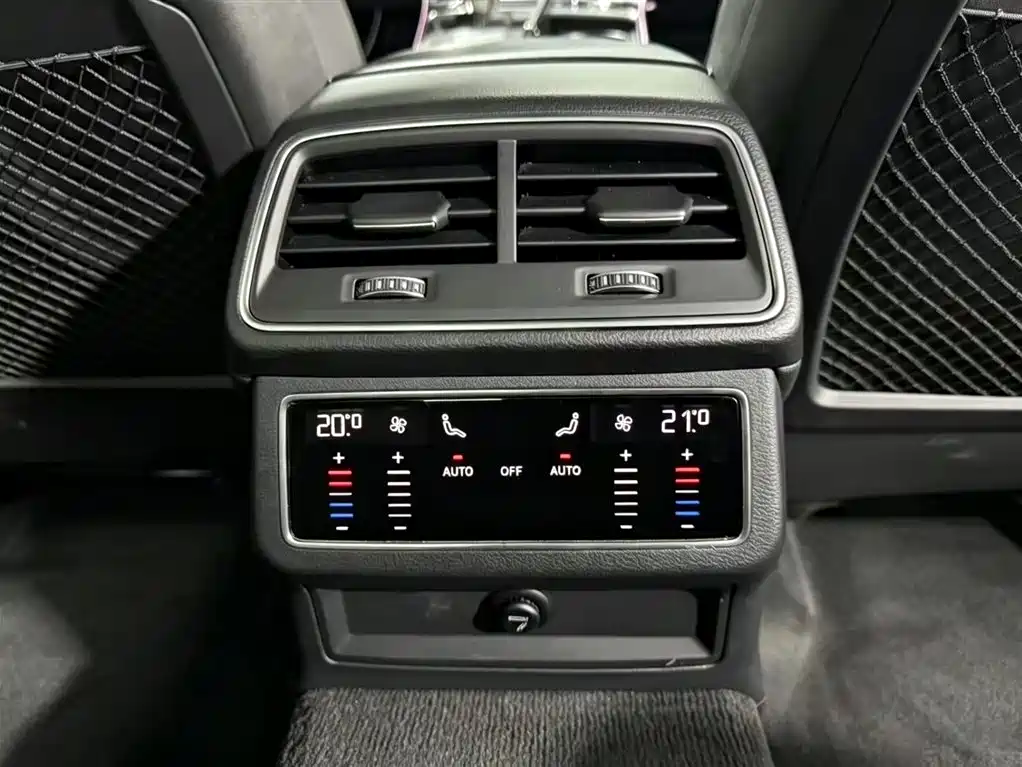 Audi A6L 2020 — фото 13