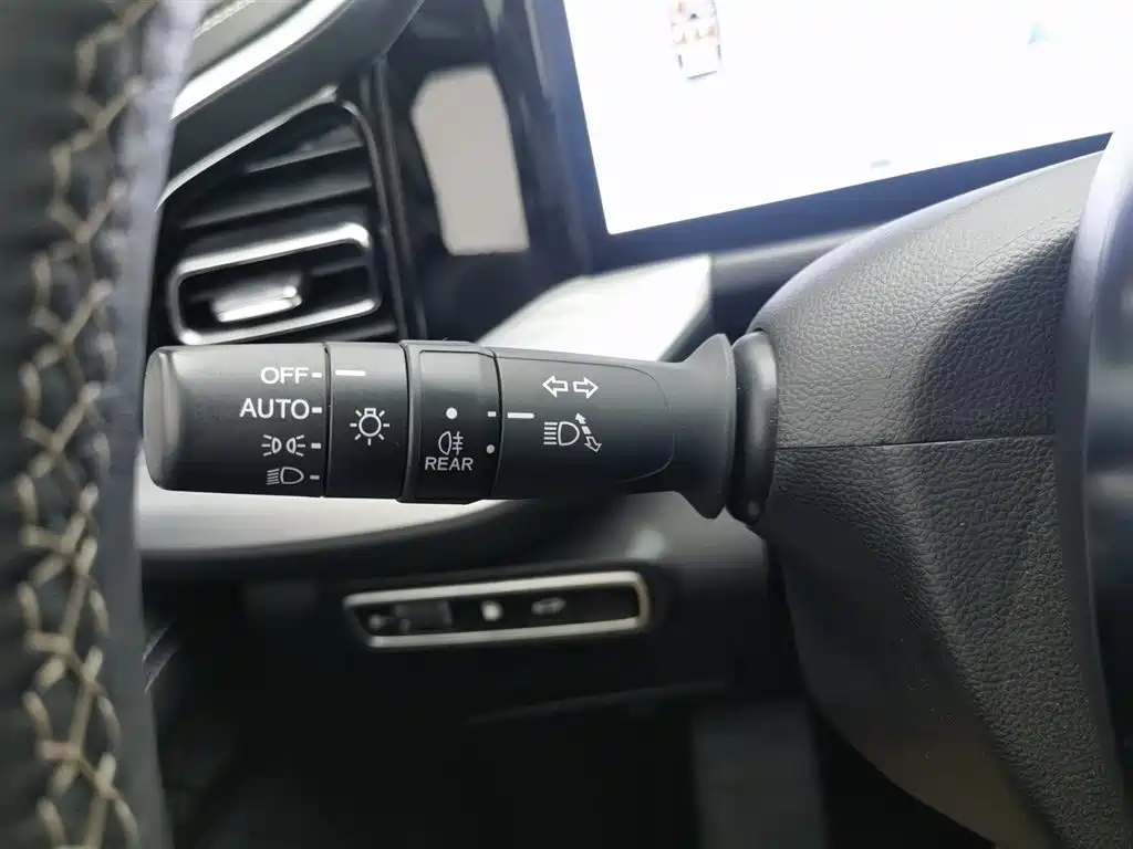 GAC Motor Trumpchi GS8 2023 — фото 21