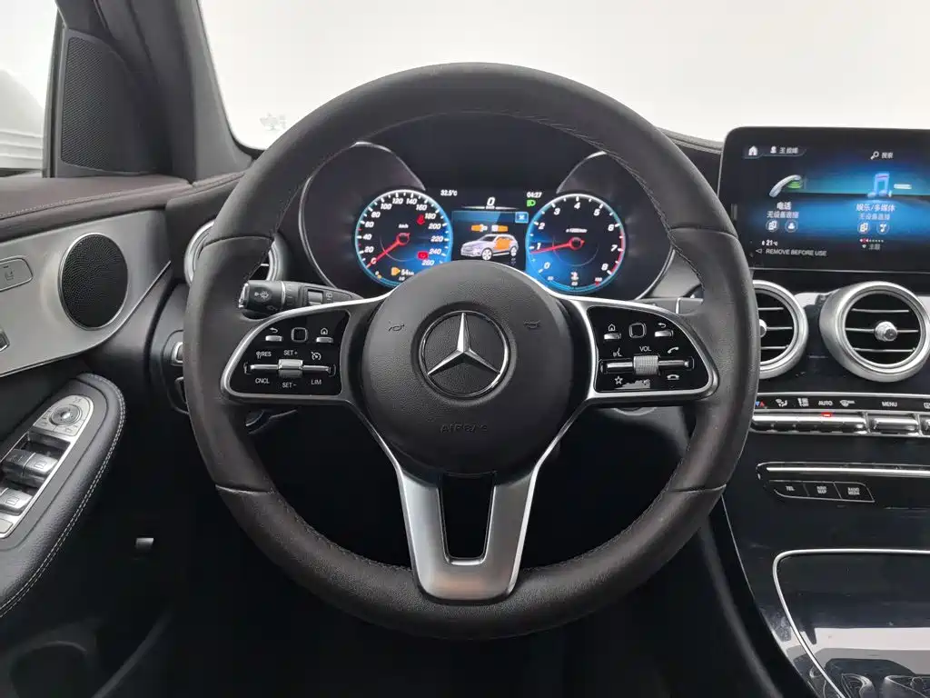Mercedes-Benz GLC 2022 — фото 11