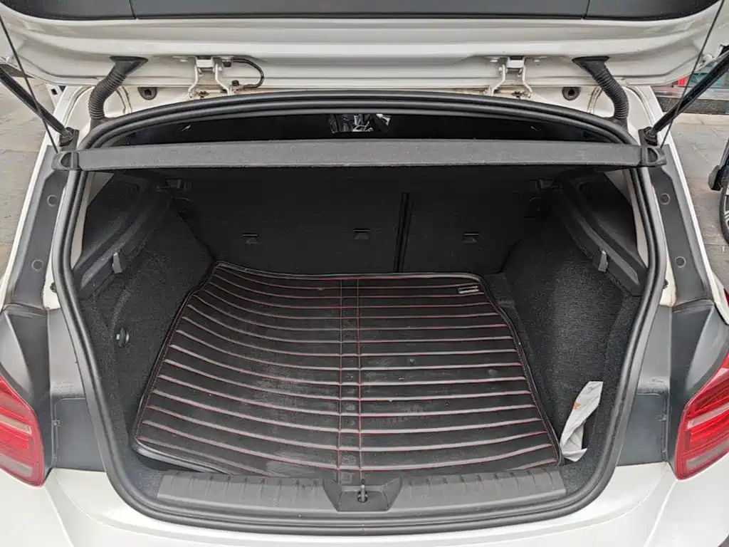 BMW 1 Series 2014 — фото 19