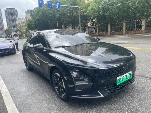Wuling Starlight 2024