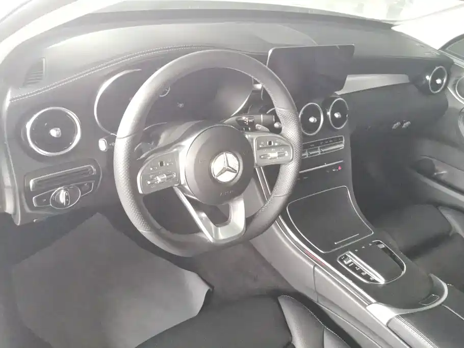 Mercedes-Benz C-Class 2020 — фото 12
