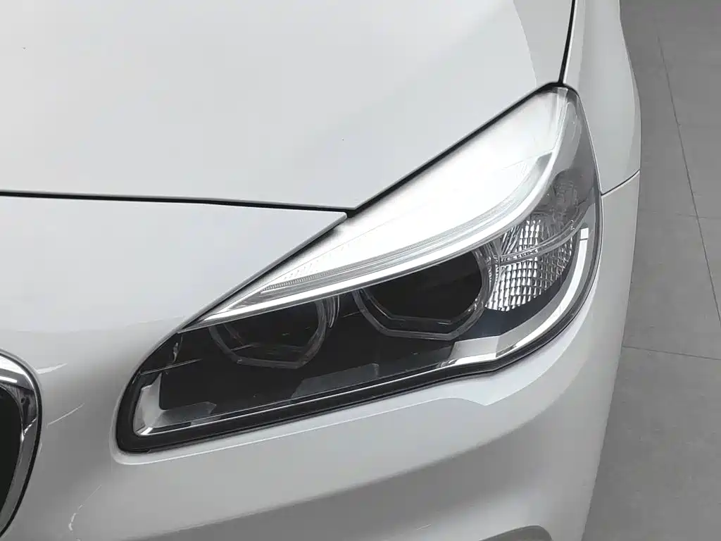 BMW 2 Series Station Wagon 2016 — фото 7