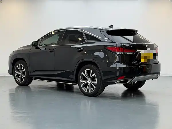 Lexus RX 2020