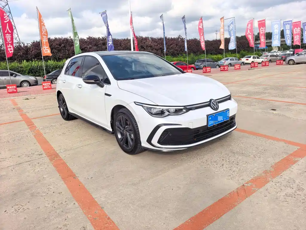 Volkswagen Golf 2022