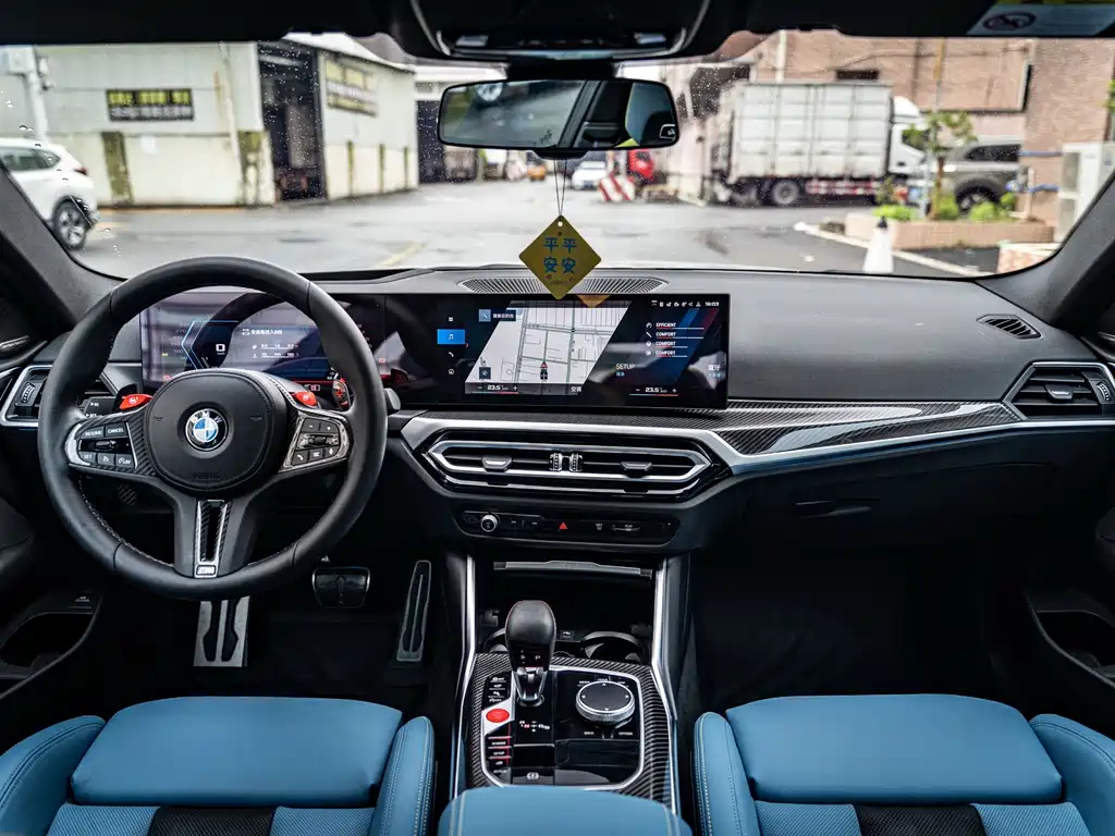 BMW M4 2024 — фото 11