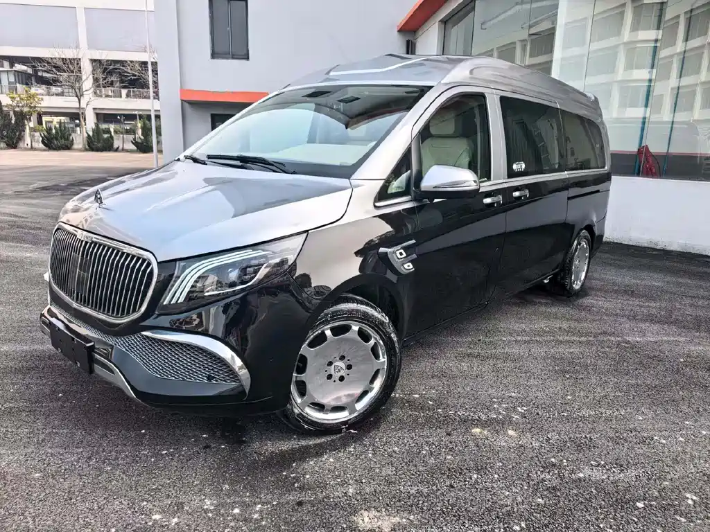 Mercedes-Benz Vito 2023 — фото 1
