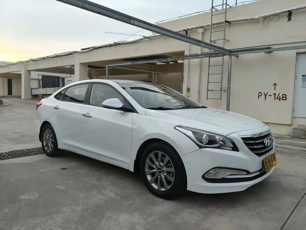 Hyundai Mistra 2015