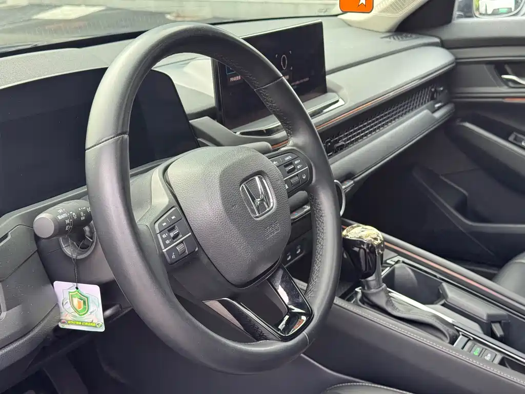 Honda Accord 2023 — фото 8