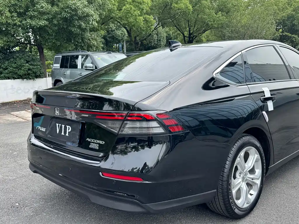 Honda Accord 2023 — фото 26