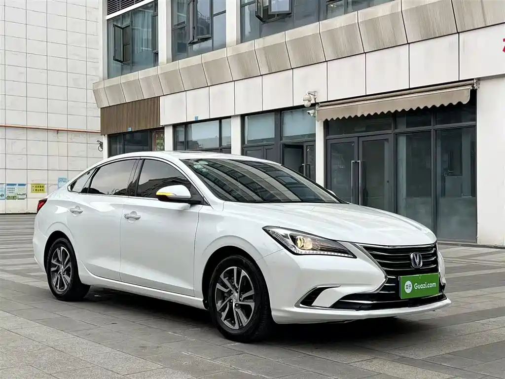 Changan Eado 2018 — фото 4