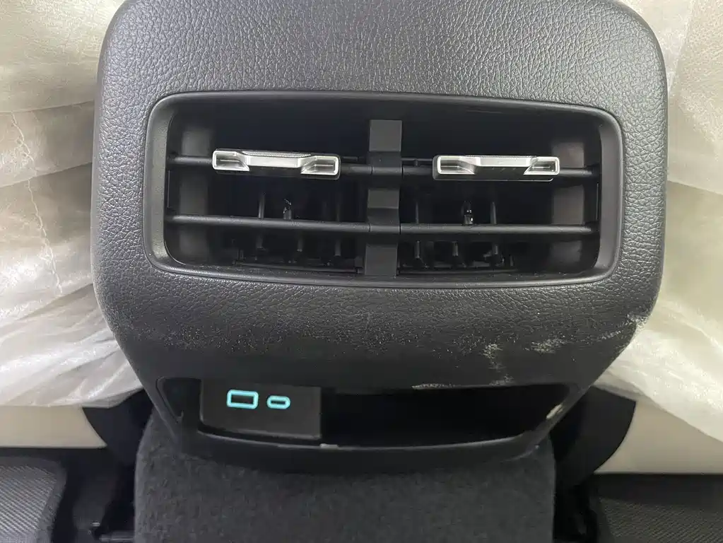 BYD Qin PLUS 2025 — фото 12