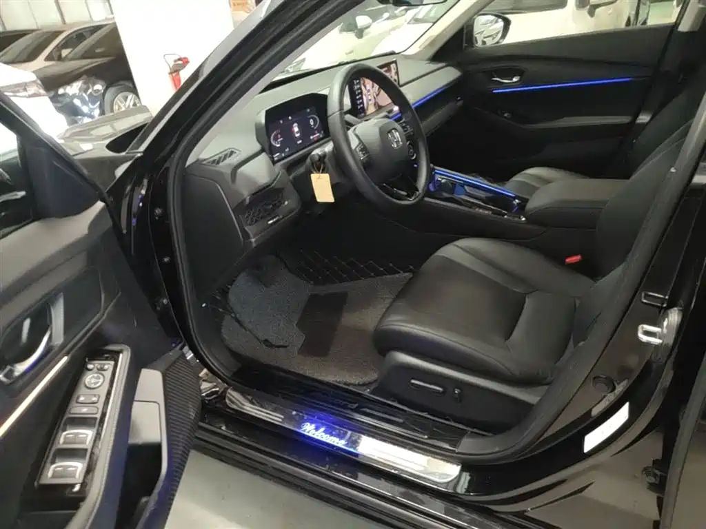 Honda Accord 2025 — фото 23