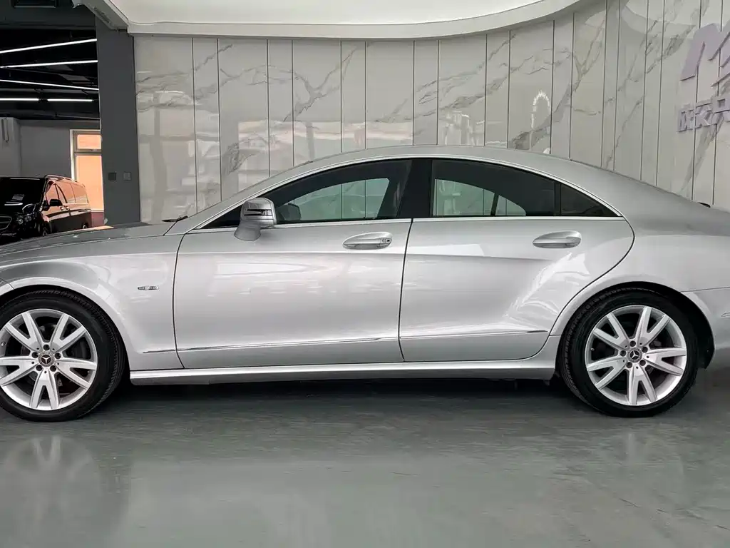 Mercedes-Benz CLS 2012