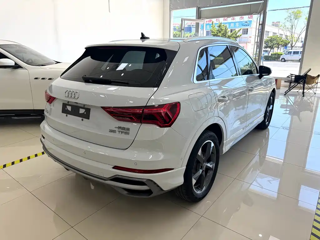 Audi Q3 2022