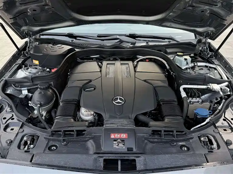 Mercedes-Benz CLS 2015 — фото 19