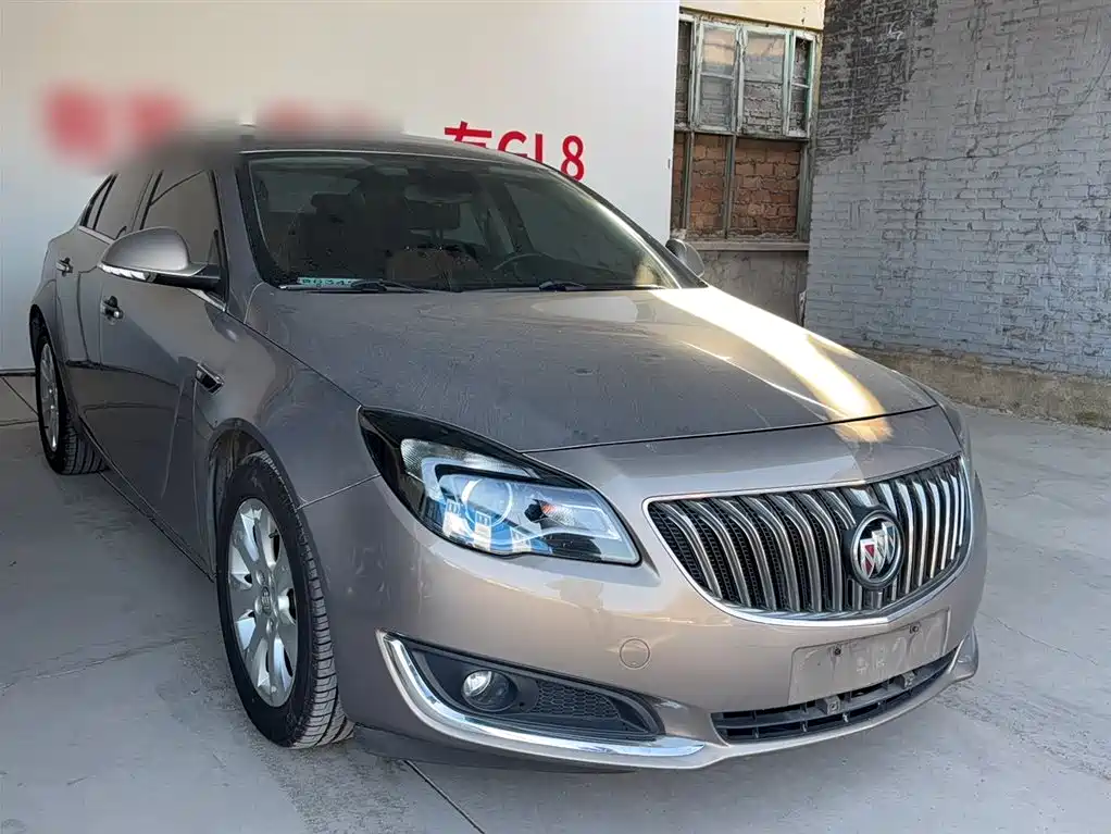 Buick Regal 2017 — фото 29