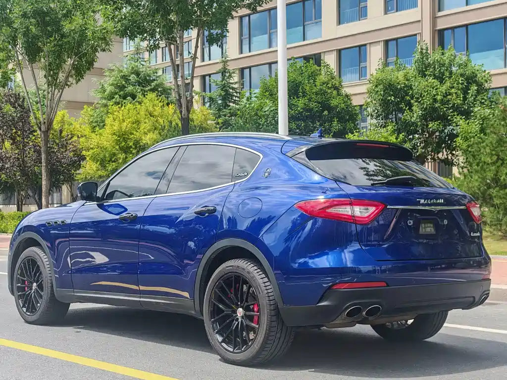 Maserati Levante 2016 — фото 4