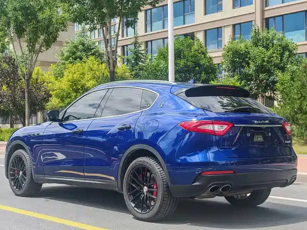 Maserati Levante 2016