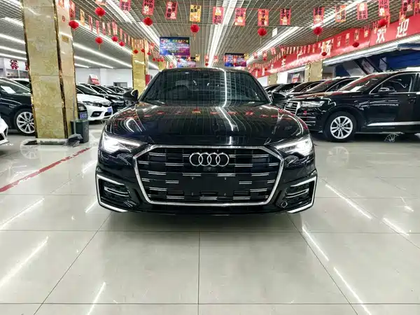 Audi A6L 2022