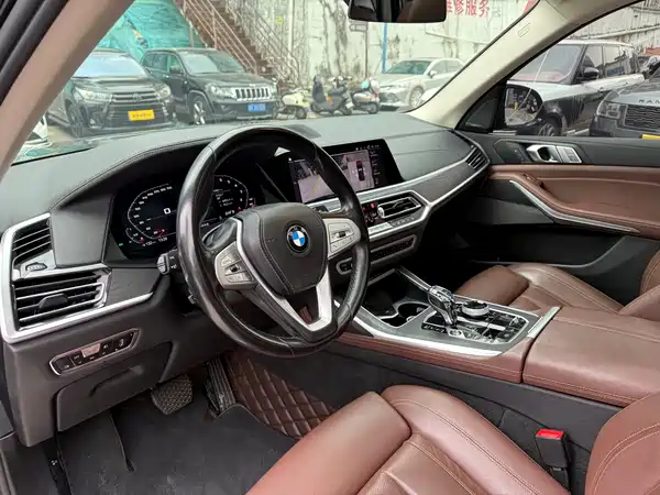 BMW X7 2020
