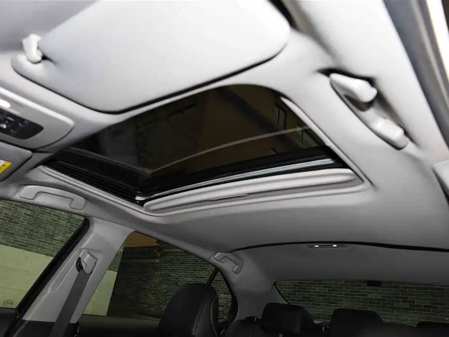 Toyota Camry 2022 — фото 19